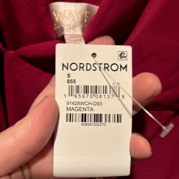 Wayf The Angelina Slit Wrap Gown in Magenta Small NWT - Picture 5 of 7